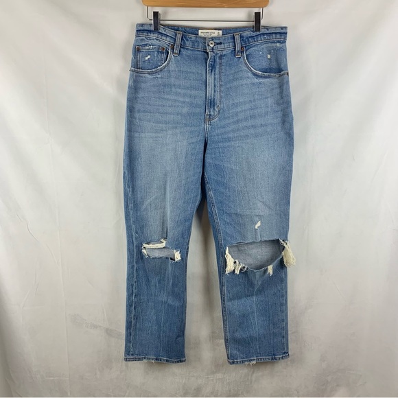 SOLD ❌ ABERCROMBIE & FITCH Ankle Straight Ultra High Rise Distressed Sz 30 - Picture 1 of 5